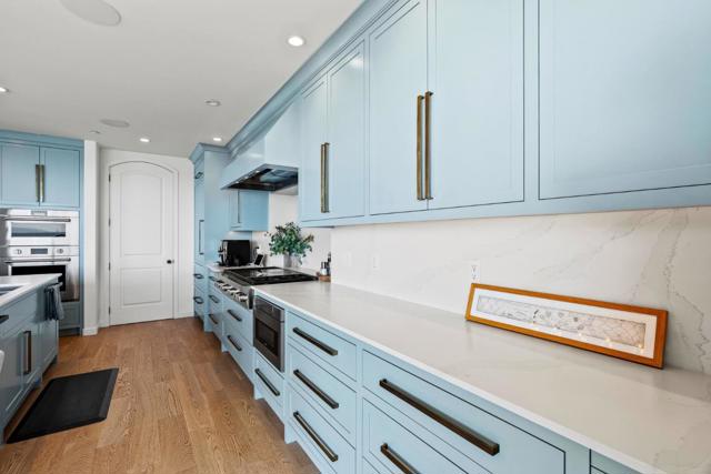 108 Grove Lane, Capitola CA: https://media.crmls.org/mediaz/b1347de8-d049-45c2-ab09-ad5cc1ff186c.jpg