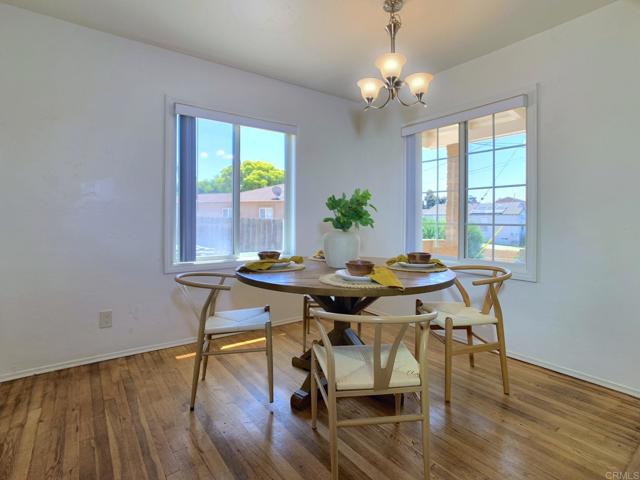 Detail Gallery Image 41 of 52 For 161 Twin Oaks Cir, Chula Vista,  CA 91910 - 4 Beds | 3 Baths