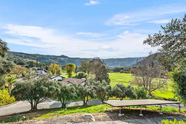 32423 Womsi Rd, Pauma Valley CA: https://media.crmls.org/mediaz/b136cca6-01e2-4d48-9ded-b592e9677abc.jpg