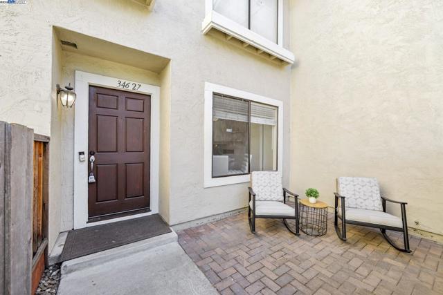 34627 Pueblo Terrace, Fremont CA: https://media.crmls.org/mediaz/b1378152-8c82-405a-93ee-9c963a955611.jpg