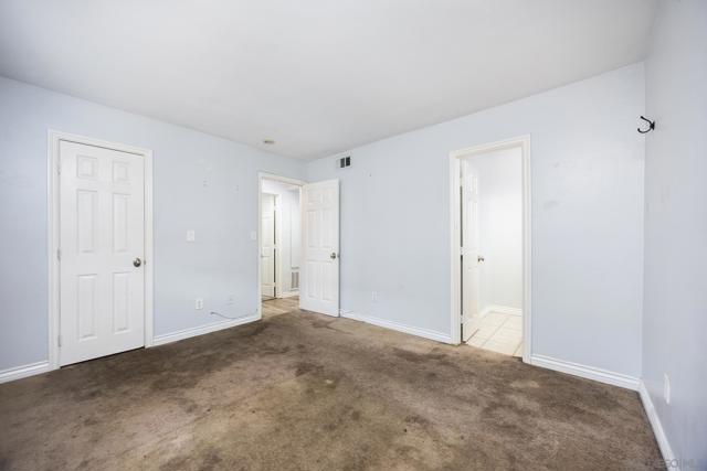 1386 E Madison Ave, El Cajon CA: https://media.crmls.org/mediaz/b137a054-55db-4b78-86f0-e990e2f6535c.jpg