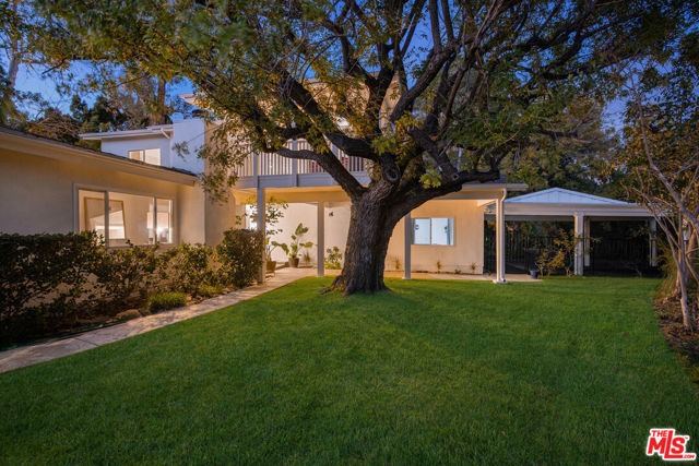 3023 Hutton Drive, Beverly Hills, California 90210, 5 Bedrooms Bedrooms, ,3 BathroomsBathrooms,Single Family Residence,For Sale,Hutton,24361369