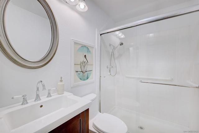 1982 Fairlee, Encinitas CA: https://media.crmls.org/mediaz/b139c6f1-3a3d-4956-a158-82c430c8828f.jpg