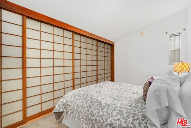 1440 Veteran Avenue, Los Angeles CA: https://media.crmls.org/mediaz/b139c8d5-e628-49f5-9f68-fe1ee5e45393.jpg