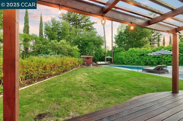 314 Draeger Dr, Moraga CA: https://media.crmls.org/mediaz/b13a14bf-fcd1-49fd-bb90-044fce4f01db.jpg