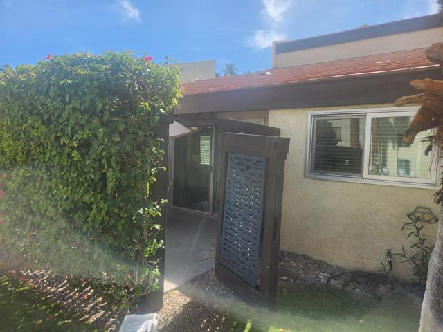1478 S Camino Real, Palm Springs CA: https://media.crmls.org/mediaz/b13a57d0-70dd-43fd-81a0-1c9a805426a2.jpg