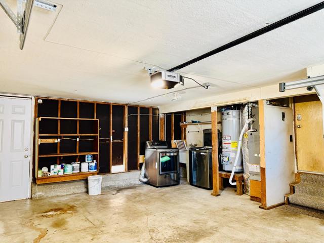 15061508 Kentfield Avenue, Redwood City CA: https://media.crmls.org/mediaz/b13ade4c-d088-451c-8d68-e171110e39b3.jpg