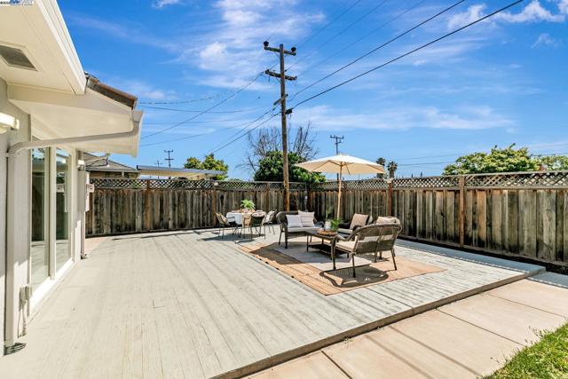 5324 Selma Ave, Fremont CA: https://media.crmls.org/mediaz/b13ae9d4-83ab-452b-a846-6bc3cfdc629b.jpg