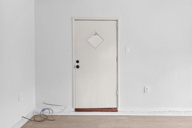 2363 Pleasant Acres Drive, San Jose CA: https://media.crmls.org/mediaz/b13ccb10-d9dd-457d-aa88-fbc350b2e778.jpg