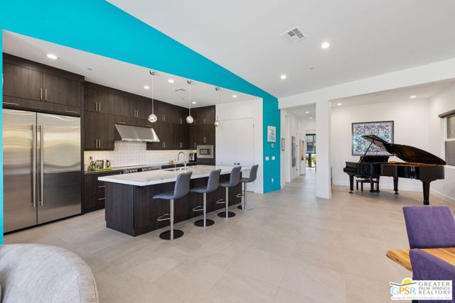 4321 Lumina Way, Palm Springs CA: https://media.crmls.org/mediaz/b13cf6a6-a51d-4da7-becf-fc648aea7fd3.jpg