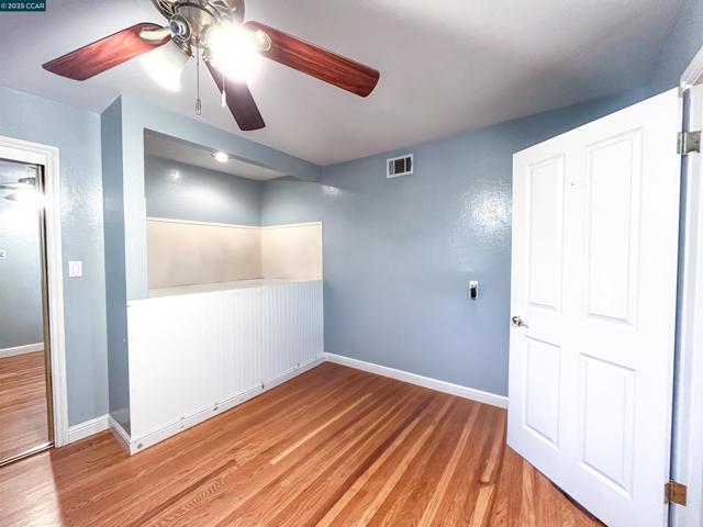 250 W Cypress Rd, Oakley CA: https://media.crmls.org/mediaz/b13d7c4f-bb44-4ec4-a4fa-935e8aca84ef.jpg