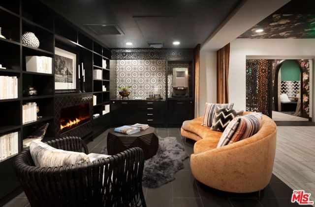 5710 Crescent Park E, Playa Vista CA: https://media.crmls.org/mediaz/b13db32c-bf09-4d1e-9042-2baee9e9a825.jpg