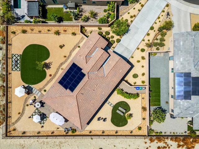 42940 Ascona Lane, Indio CA: https://media.crmls.org/mediaz/b13fe368-22b3-4937-8bdb-79395bc7912d.jpg