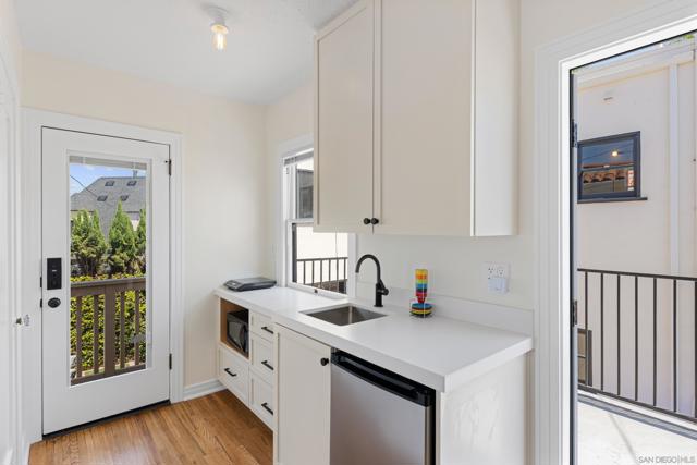 4374 Adams Ave, San Diego CA: https://media.crmls.org/mediaz/b140211c-5eab-4331-b44d-b78b30780058.jpg