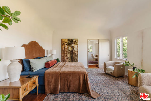 3744 Clayton Avenue, Los Angeles CA: https://media.crmls.org/mediaz/b1405319-753c-4c4e-ac33-ddbc4002f80a.jpg