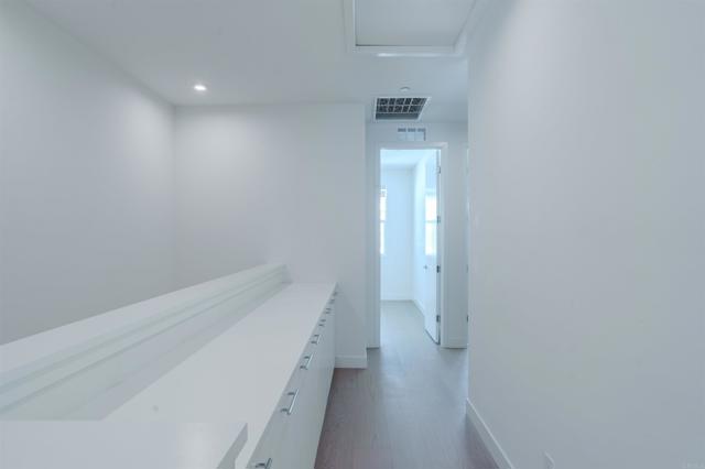 Detail Gallery Image 18 of 30 For 2633 Everly Dr, San Diego,  CA 92108 - 4 Beds | 3/1 Baths