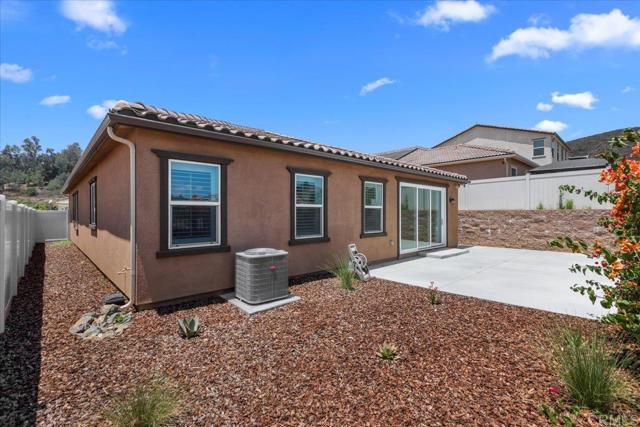 Detail Gallery Image 33 of 38 For 1366 Topanga Dr, San Marcos,  CA 92069 - 3 Beds | 2 Baths