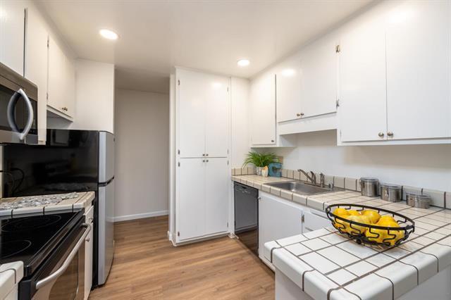 1730 Halford Dr, Santa Clara CA: https://media.crmls.org/mediaz/b141418e-70ff-489c-8458-0423b5a26887.jpg