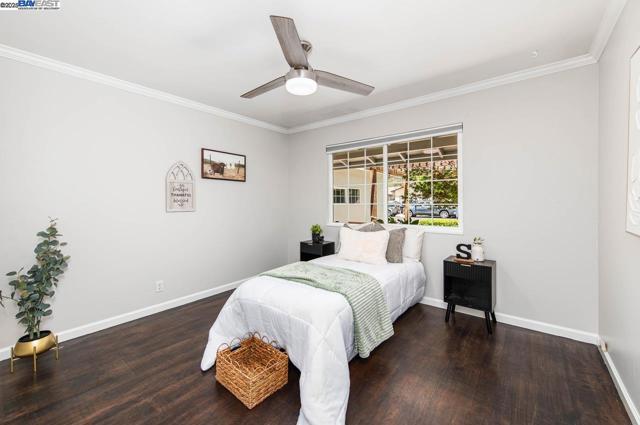 285 Edythe St, Livermore CA: https://media.crmls.org/mediaz/b14272c7-cecd-4271-8cb6-e30917721a53.jpg