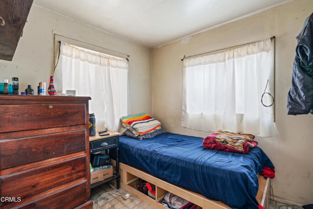 1156 S Alma Avenue, Los Angeles CA: https://media.crmls.org/mediaz/b142e0c9-c015-4da2-96ad-31db37131b4a.jpg