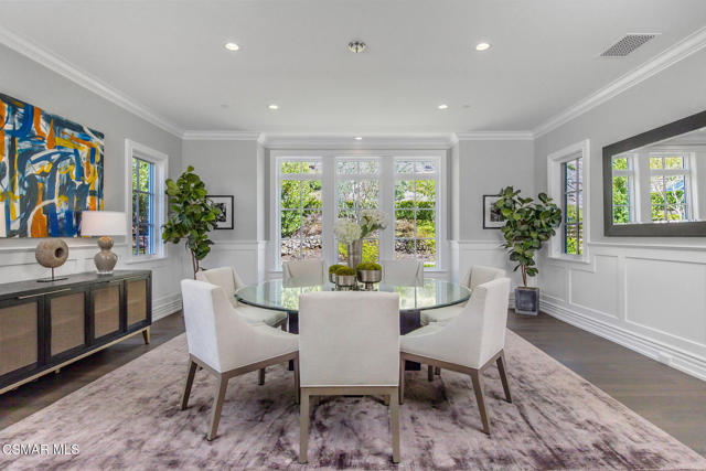 2385 Calbourne Court, Lake Sherwood CA: https://media.crmls.org/mediaz/b1430023-0b74-48ef-9a3b-0fab0bf909dc.jpg