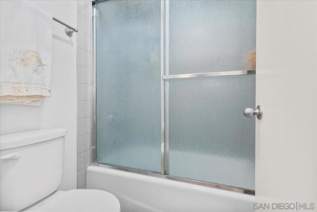 4145 Porte De Merano, San Diego CA: https://media.crmls.org/mediaz/b145398c-9043-47a8-8916-d22ab2d8a960.jpg