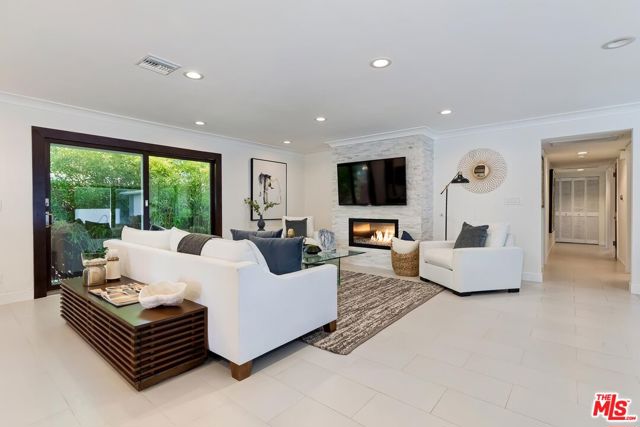 3449 SCADLOCK Lane photo 8