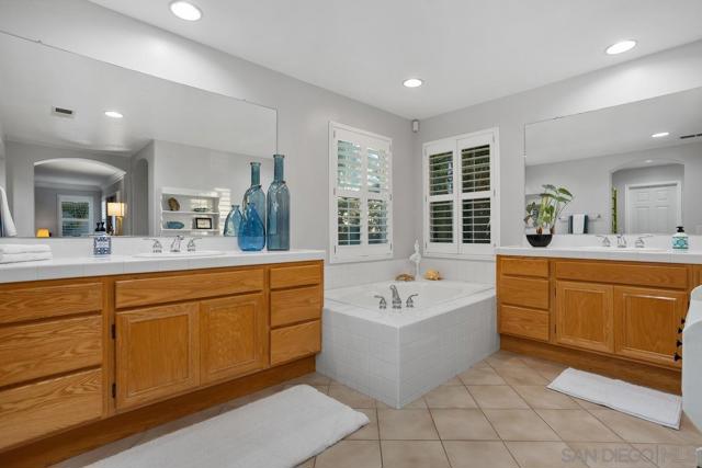 380 Avenida La Cuesta, San Marcos CA: https://media.crmls.org/mediaz/b1464ace-ea67-4408-96fa-baa71d74dc3c.jpg