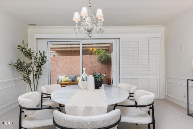 1200 S Orange Grove Boulevard, Pasadena CA: https://media.crmls.org/mediaz/b146d4b8-b8d8-40ad-bf93-772715cf7ed7.jpg