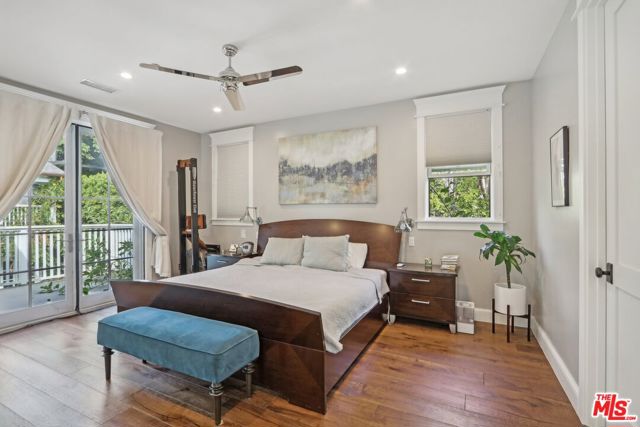 3143 Shelby Drive, Los Angeles CA: https://media.crmls.org/mediaz/b147825b-1c69-474a-964f-22964ae223ea.jpg