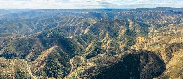 0 non-situs, Morgan Hill CA: https://media.crmls.org/mediaz/b147b3db-a19d-4e14-a0a7-c685be8bf000.jpg