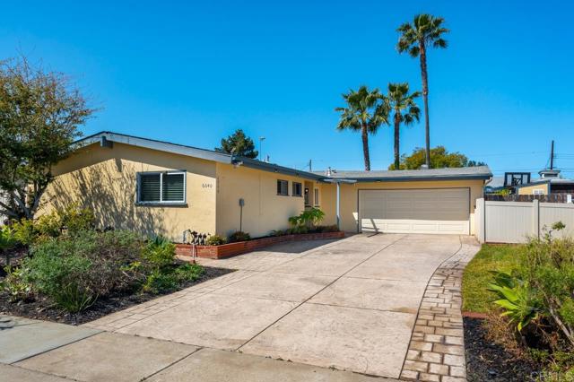 Detail Gallery Image 4 of 56 For 6040 Manon Street, La Mesa,  CA 91942 - 4 Beds | 2 Baths