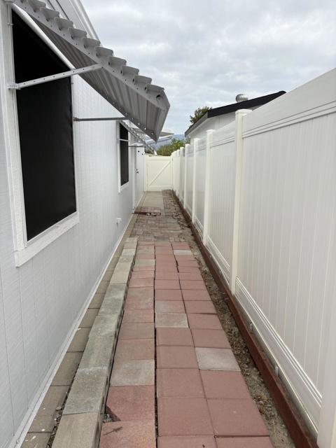 73240 Adobe Springs Drive, Palm Desert CA: https://media.crmls.org/mediaz/b1485304-8d99-4ed5-95a4-8c6811eb20e5.jpg