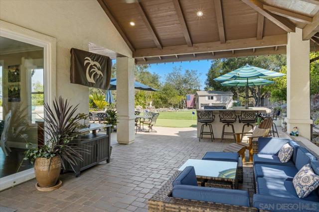 2520 Filmott, Escondido CA: https://media.crmls.org/mediaz/b148c117-bdee-4ab9-b17c-3823f2cc0ace.jpg