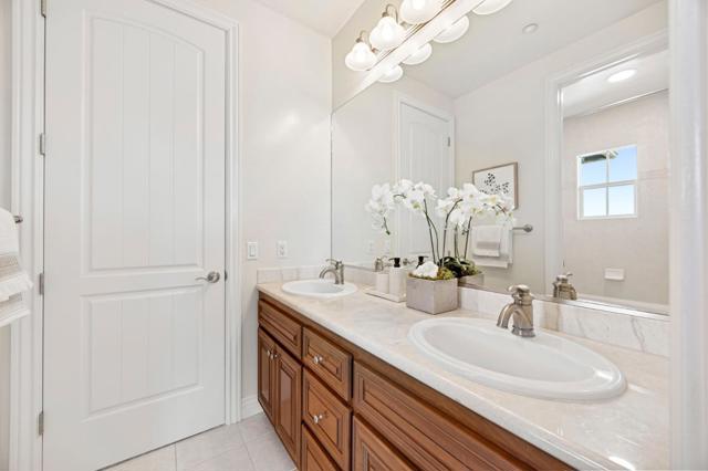 2342 Hoya Lane, Gilroy CA: https://media.crmls.org/mediaz/b14a1c62-b891-4d76-9d34-3e3ad892c9b2.jpg