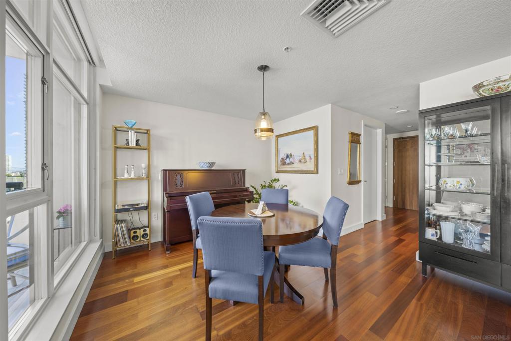 1199 Pacific Hwy - photo 5