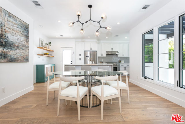 732 N Cherokee Avenue, Los Angeles CA: https://media.crmls.org/mediaz/b14a6dbf-7956-48f2-8f05-12d3b0ff61e5.jpg