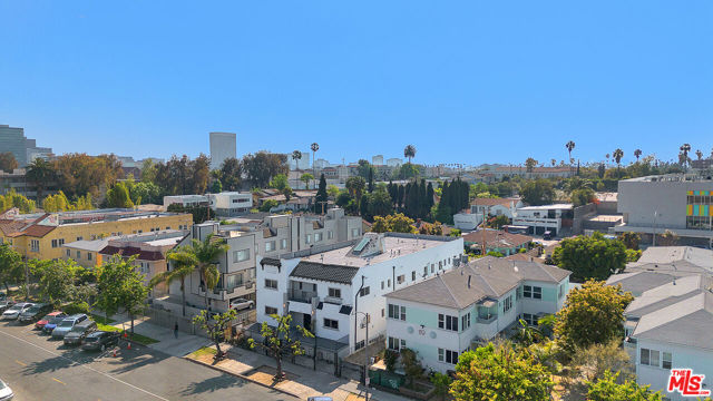 123 S Westmoreland Avenue, Los Angeles CA: https://media.crmls.org/mediaz/b14ac5ce-7000-4623-a1b7-a392a0ebd5d6.jpg