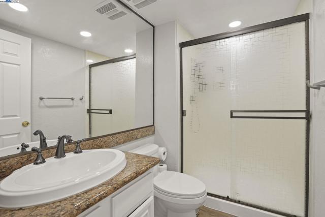 3104 sombrero circle, San Ramon CA: https://media.crmls.org/mediaz/b14ba820-716d-48bf-b6f9-94c8d94847e5.jpg