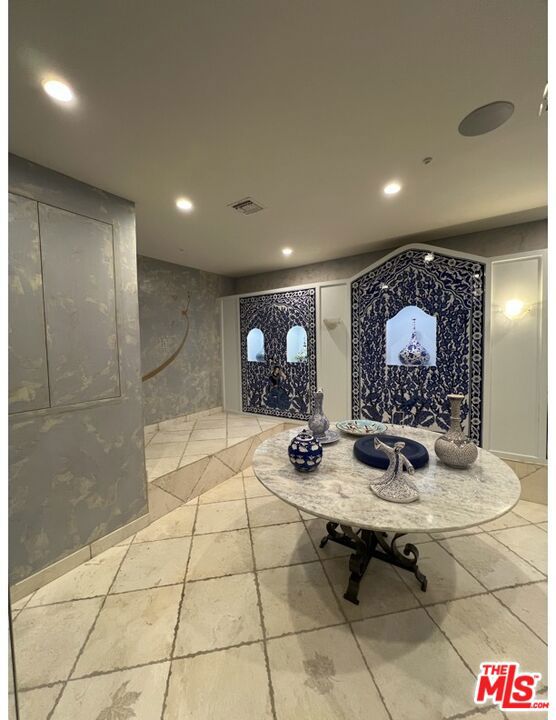 761 Bel Air Road, Los Angeles CA: https://media.crmls.org/mediaz/b14bd2ab-5783-44fc-86fe-b06b95505ae6.jpg