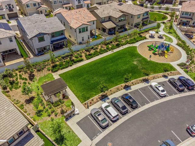 Detail Gallery Image 41 of 44 For 675 Westbrook Loop, San Marcos,  CA 92078 - 5 Beds | 4/1 Baths