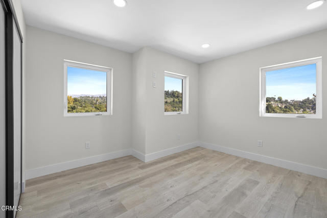 Detail Gallery Image 13 of 20 For 4333 Portola Ave, Los Angeles,  CA 90032 - 4 Beds | 5 Baths