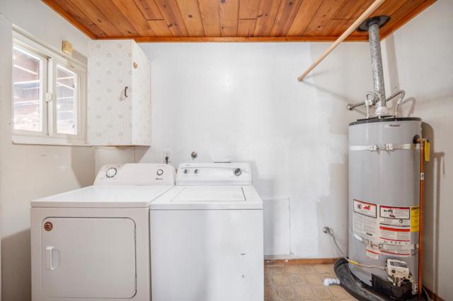 921 Suiter Street, Hollister CA: https://media.crmls.org/mediaz/b150875a-b023-42f9-877d-285d8cfb07ea.jpg