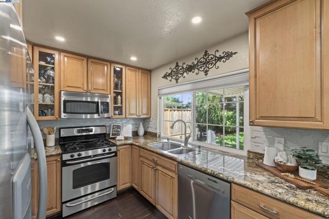 771 Hagemann Dr, Livermore CA: https://media.crmls.org/mediaz/b150c22e-5f83-4d6a-8feb-428142883748.jpg
