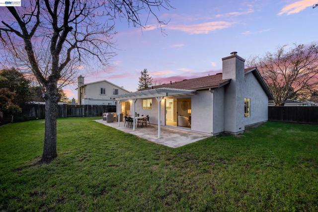 Image 39 of 47 For 5981 Skylinks