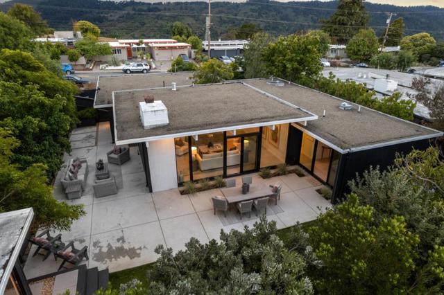 1651 Lexington, San Mateo CA: https://media.crmls.org/mediaz/b15141f4-ad07-4994-b709-11183307e42b.jpg