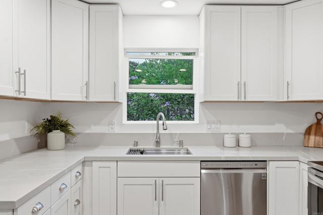 Detail Gallery Image 27 of 36 For 3370 72 Par Dr, La Mesa,  CA 91941 - 5 Beds | 4 Baths