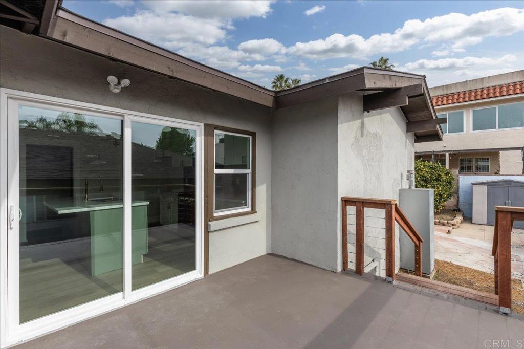 2453 Curlew St - photo 16