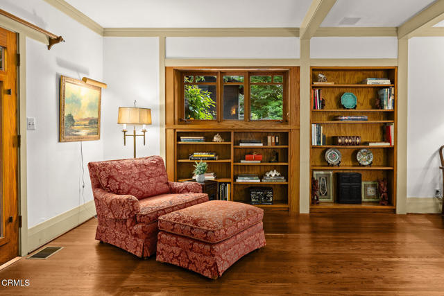1524 Milan Avenue, South Pasadena CA: https://media.crmls.org/mediaz/b151b77b-6ac3-42dc-984f-ccb7eeefd037.jpg