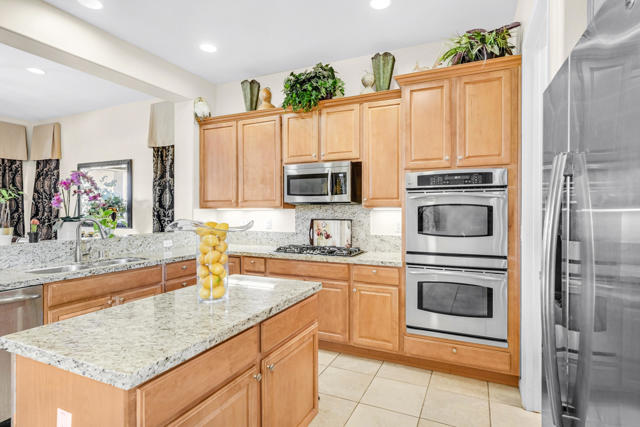 81193 Avenida Tres Lagunas, Indio CA: https://media.crmls.org/mediaz/b152061c-1ce1-4997-81ee-7ad22f32c6dd.jpg